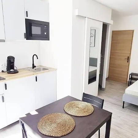 Pia - 1er Climatise 2 Pers Apartment
